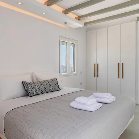 In Mykonos - 6 Bedroom - 1km From - Infinity Pool - Sunset View Vila *