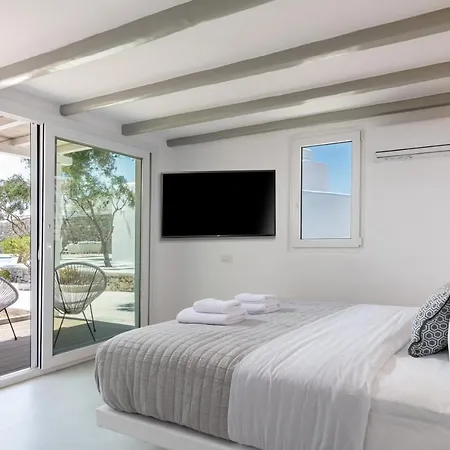 In Mykonos - 6 Bedroom - 1km From - Infinity Pool - Sunset View Villa *