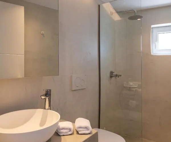 In Mykonos - 6 Bedroom - 1km From - Infinity Pool - Sunset View *